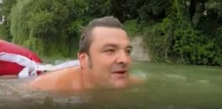 neamul care inoata spre serviciu