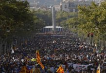 manifestatie anti-terorism barcelona
