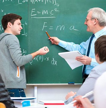 Povestea lucrurilor importante din VIAȚA NOASTRĂ. Lecția impresionantă a unui profesor profesor la catedra