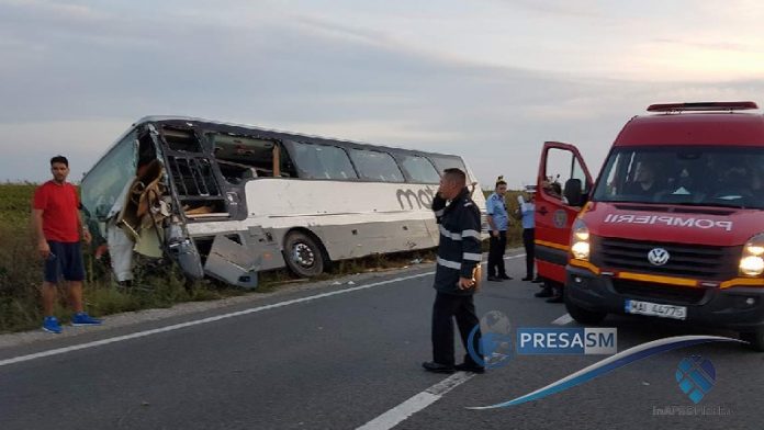 accident autocar petresti