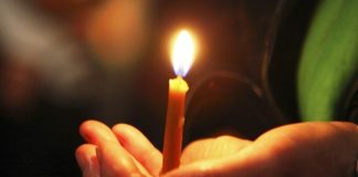 doliu - lumanare aprinsa