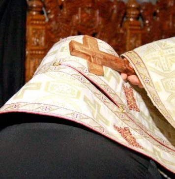 Caz șocant! Un bărbat s-a sinucis, după ce s-a spovedit. Preotul a păstrat secretul și l-a lăsat să-și pună capăt zilelor spovedanie
