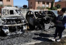 autoturisme incendiate in Italia