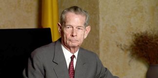 regele Mihai a murit