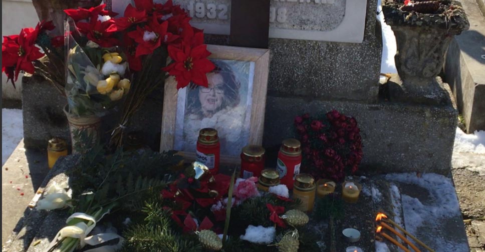 mormant Stela Popescu
